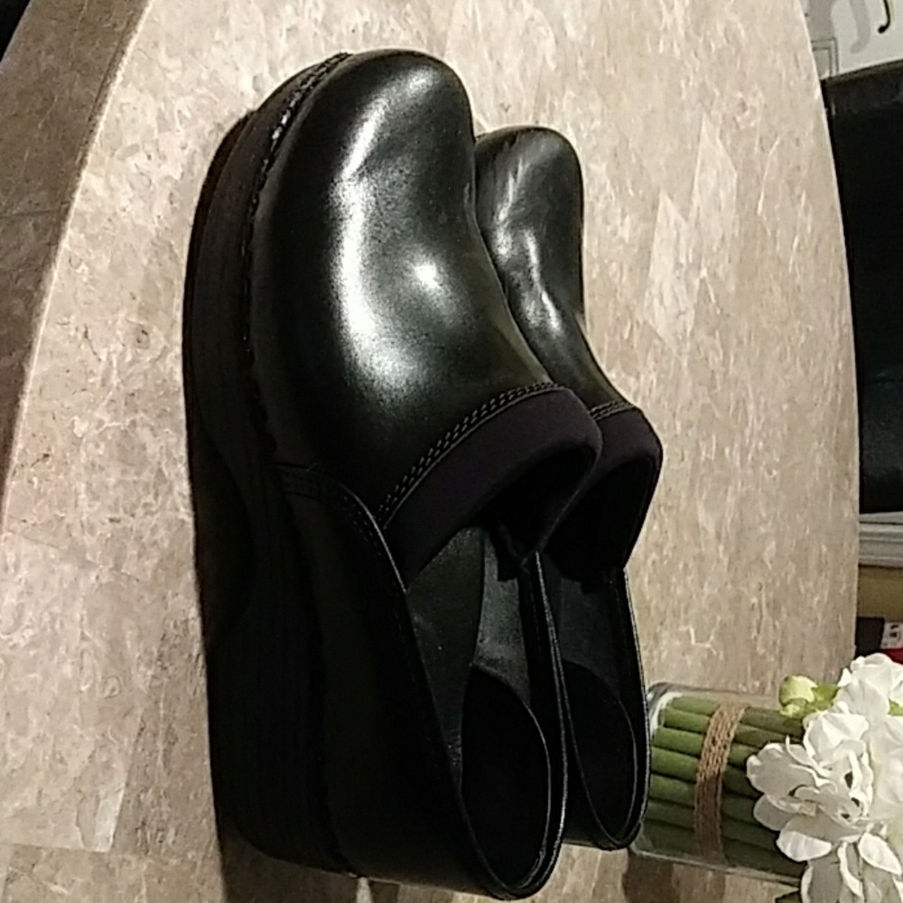Abeo bio system nurse shoes